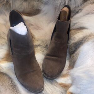 Me Too Dark Brown Ankle Booties Suede